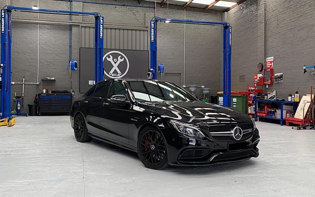 Why You Should Service Your Merc at a European Car Specialist Mechanic?